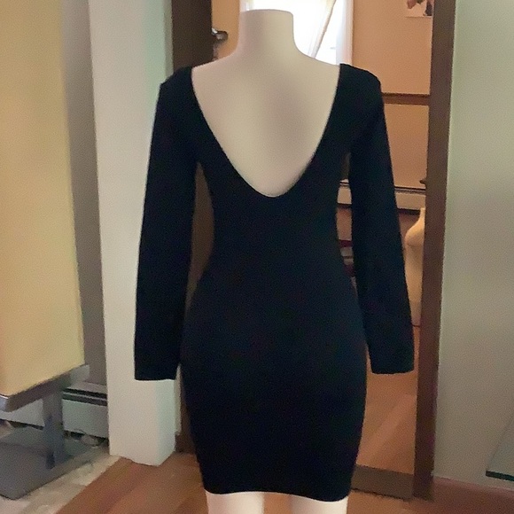 Ribbed fitted dress - Picture 2 of 2